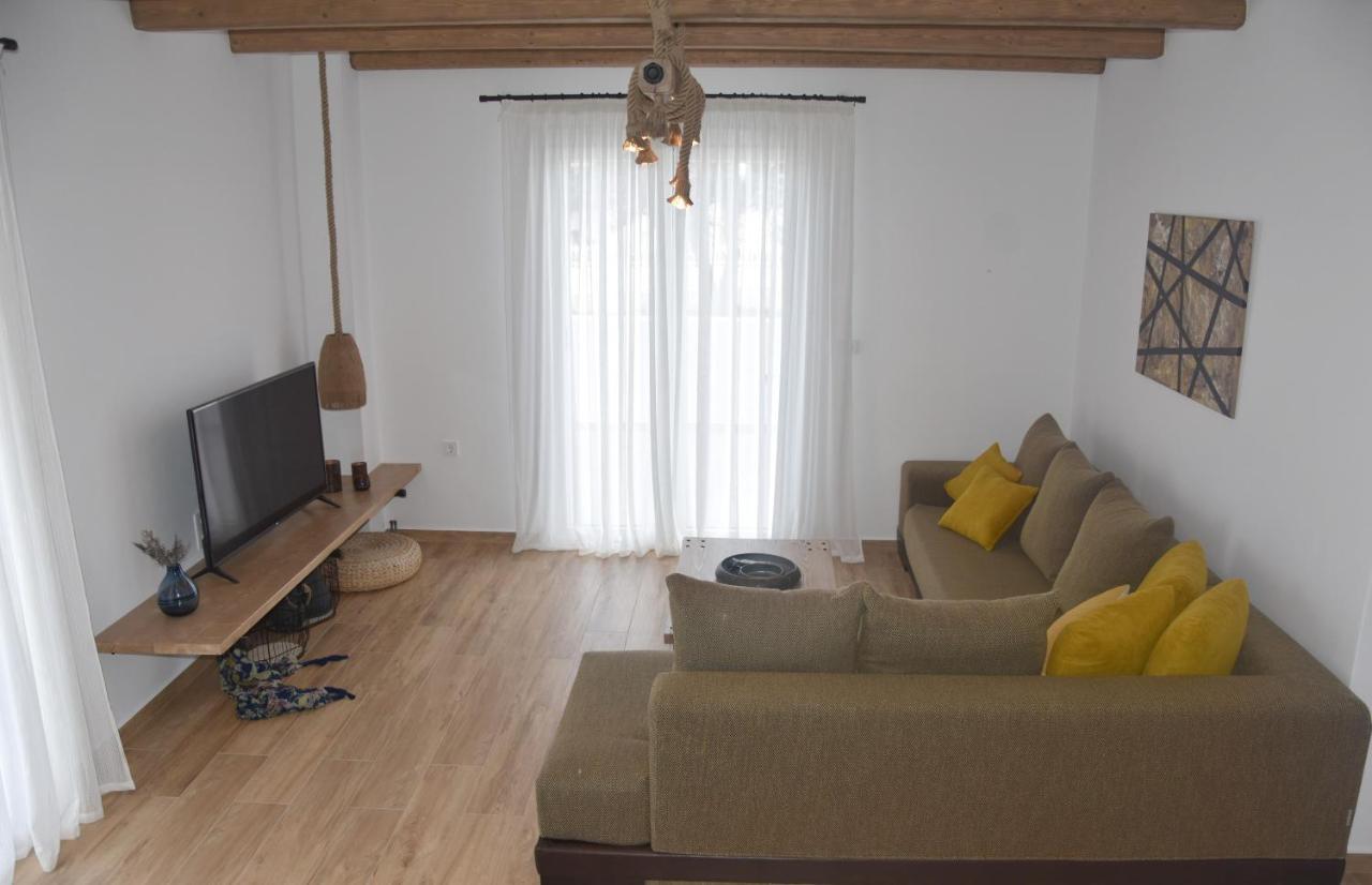 Villa Nelleas Adamantas  Esterno foto